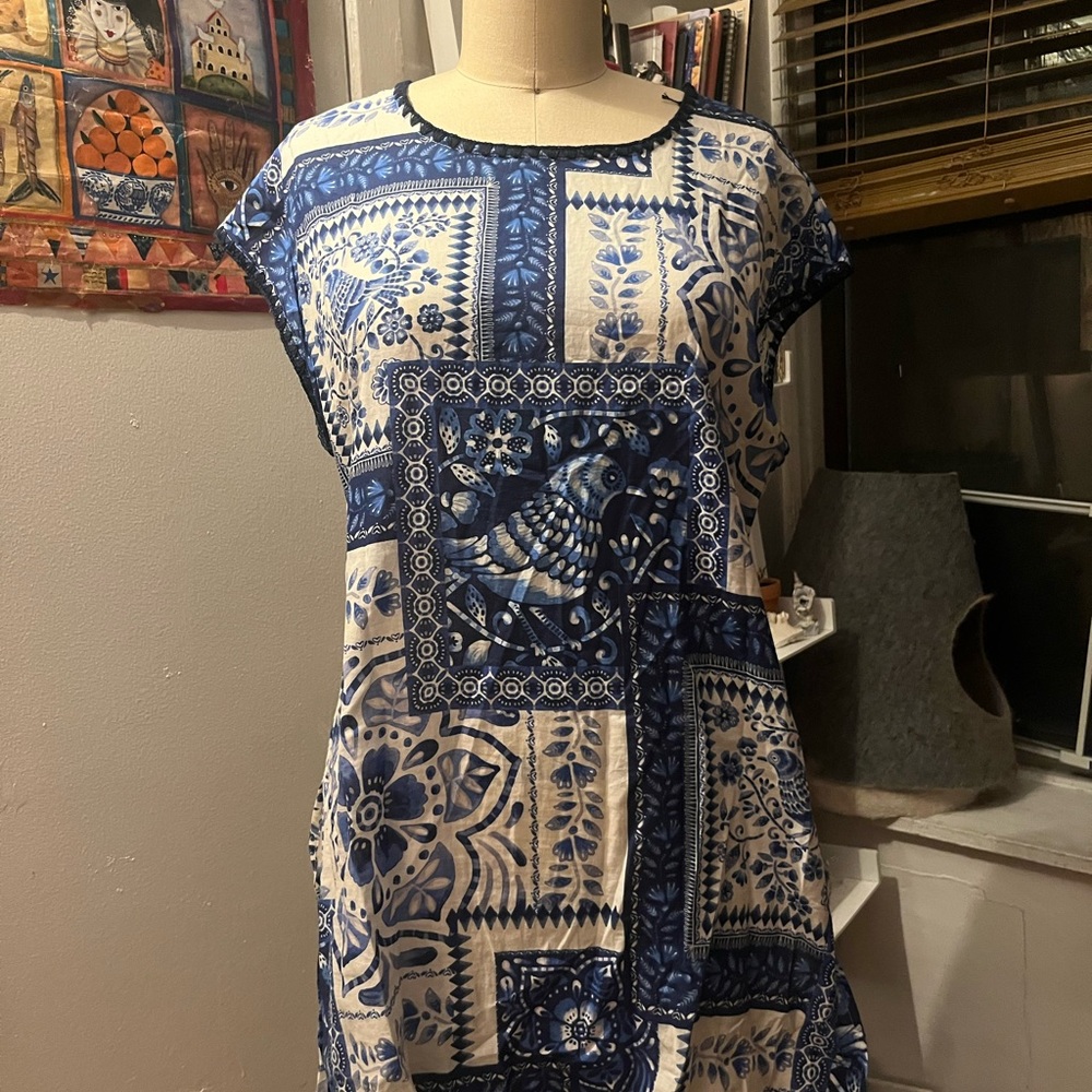 Johnny Was Blue and White Printed Cap-Sleeve Tunic